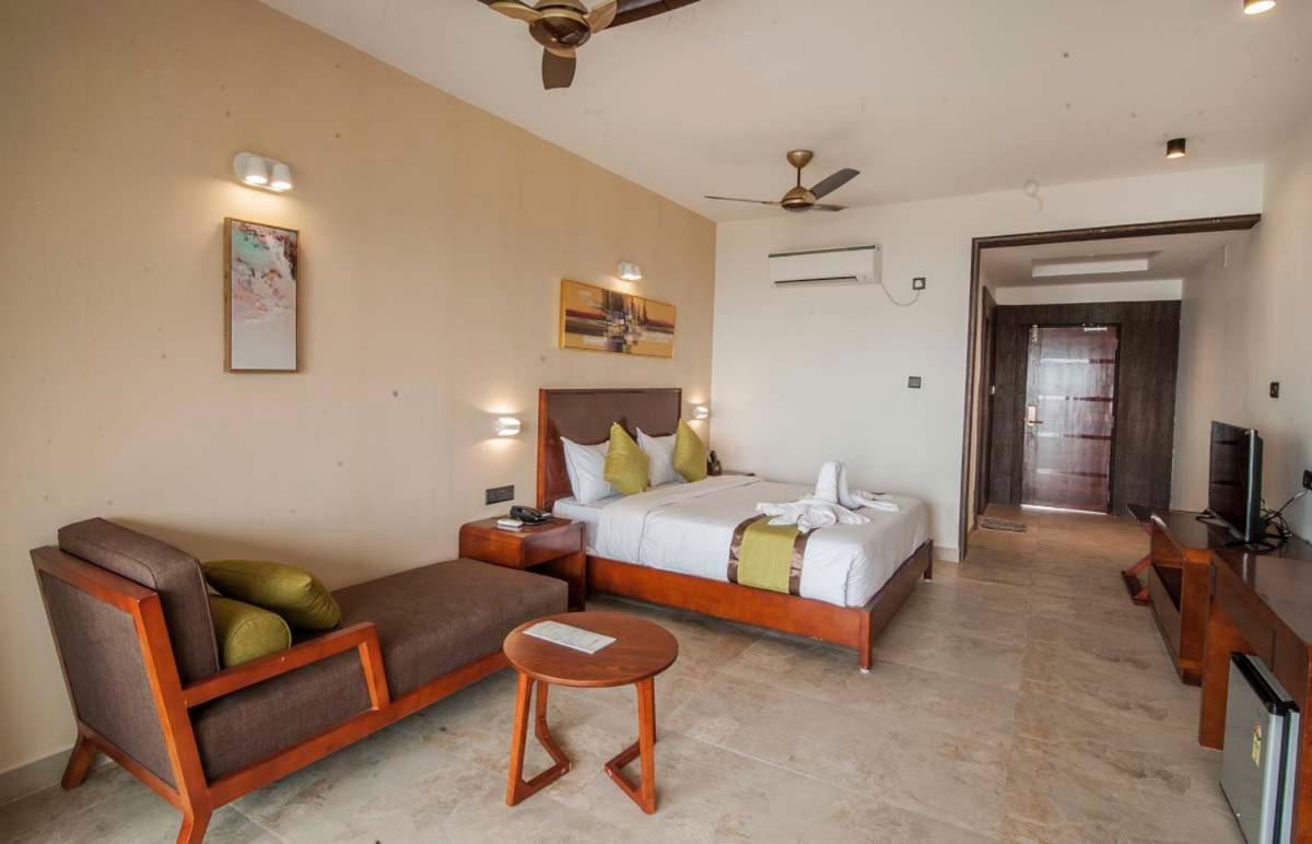 Hotel Sonar Bangla Taki Hasnabad Eksteriør bilde