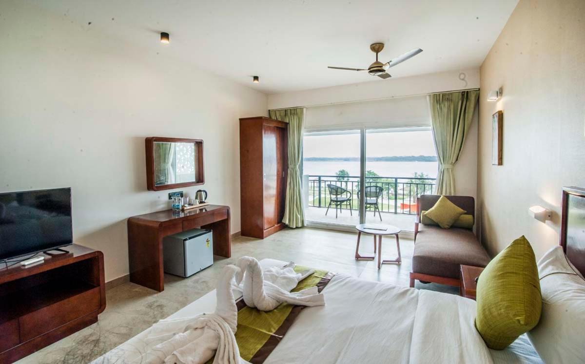 Hotel Sonar Bangla Taki Hasnabad Eksteriør bilde