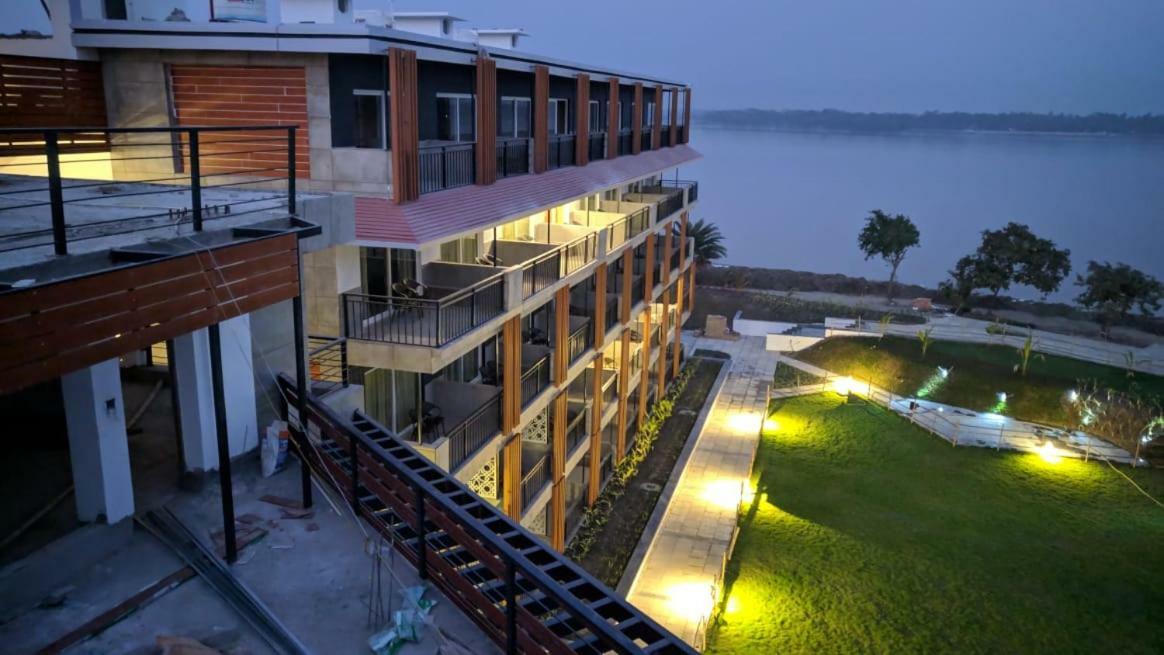 Hotel Sonar Bangla Taki Hasnabad Eksteriør bilde